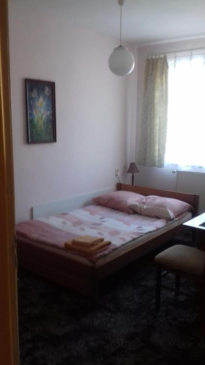 Hostel Jax Stary Toruń Exteriör bild